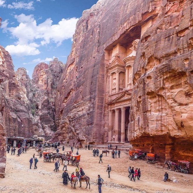 Petra, Jordan: The Ultimate Travel Guide