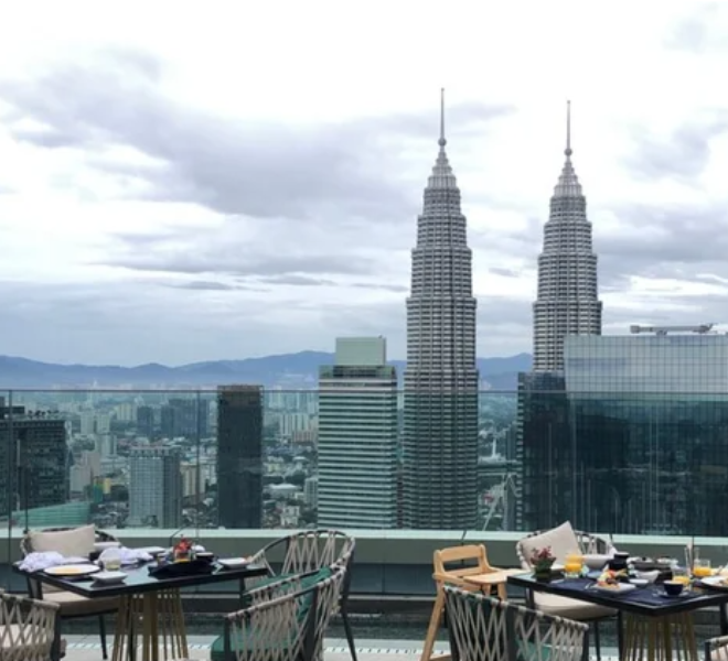 A Culinary Delight with Stunning Views in Pully