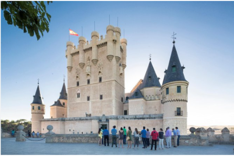 Vibrant Culture and Adventure in Cuenca