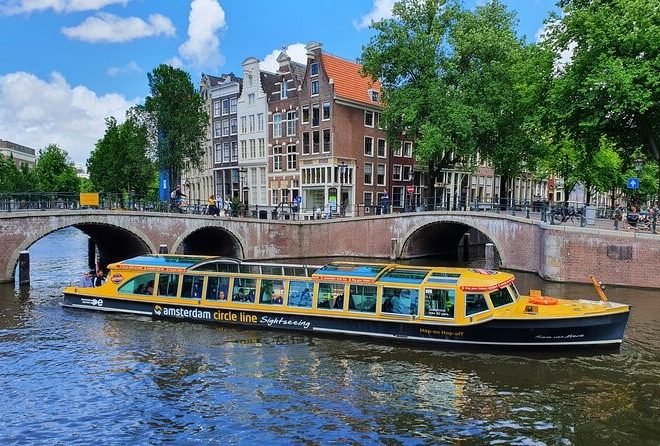 Amsterdam canal tour guide