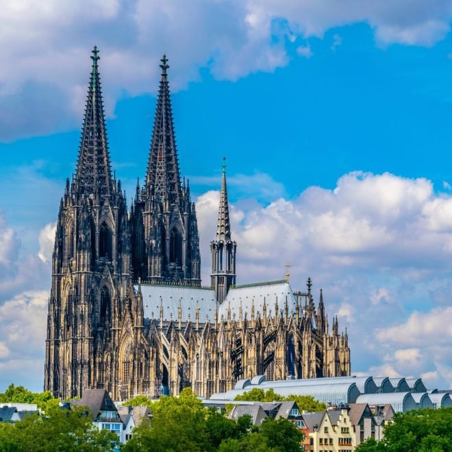 Cologne cathedral tips