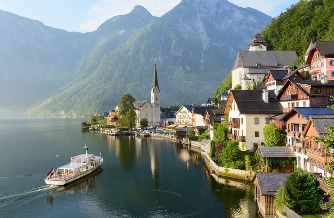 Hallstatt lake town tips