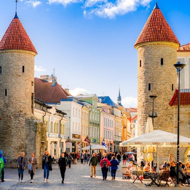 Tallinn medieval town walk