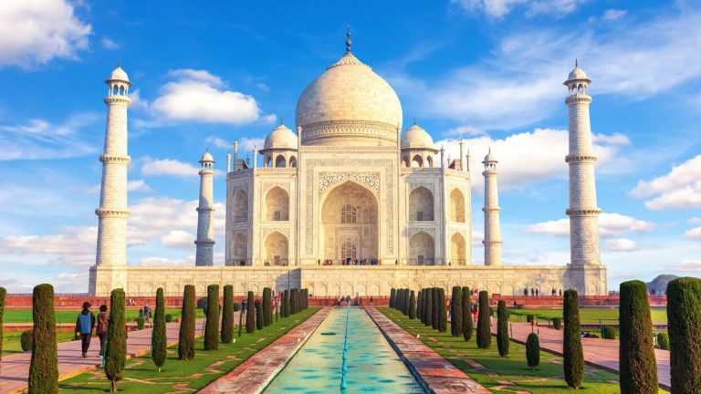2-week itinerary for first-time visitors to India