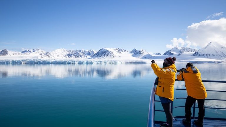 Adventure tourism in the Polar Regions