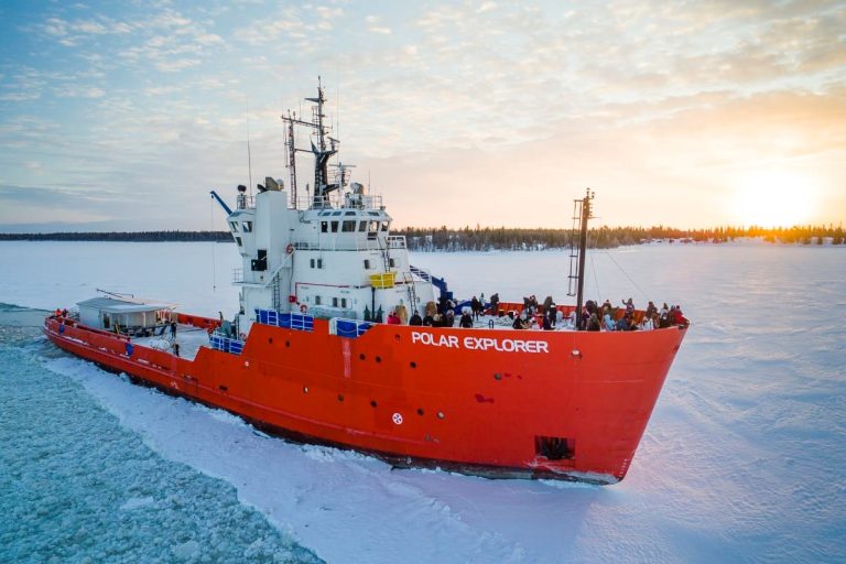 Icebreaker cruises to the Arctic