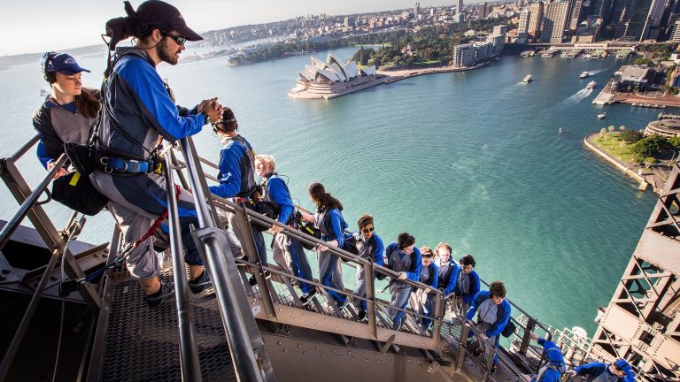 Sydney Harbour Bridge climbing experience